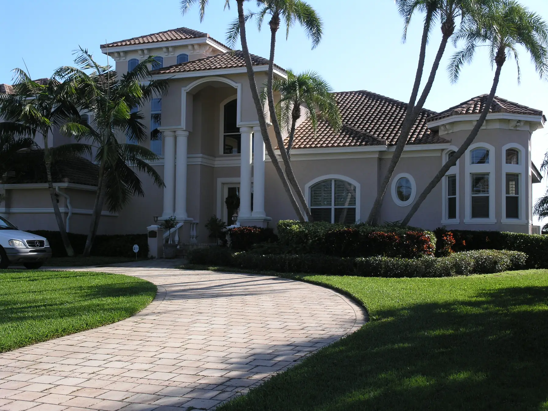 A tile-roofed house on Bayshore Boulevard NE in Shore Acres, St. Petersburg.